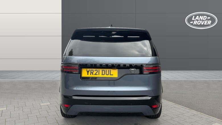 Land Rover Discovery 3.0 D300 R-Dynamic HSE 5dr Auto Diesel Station Wagon